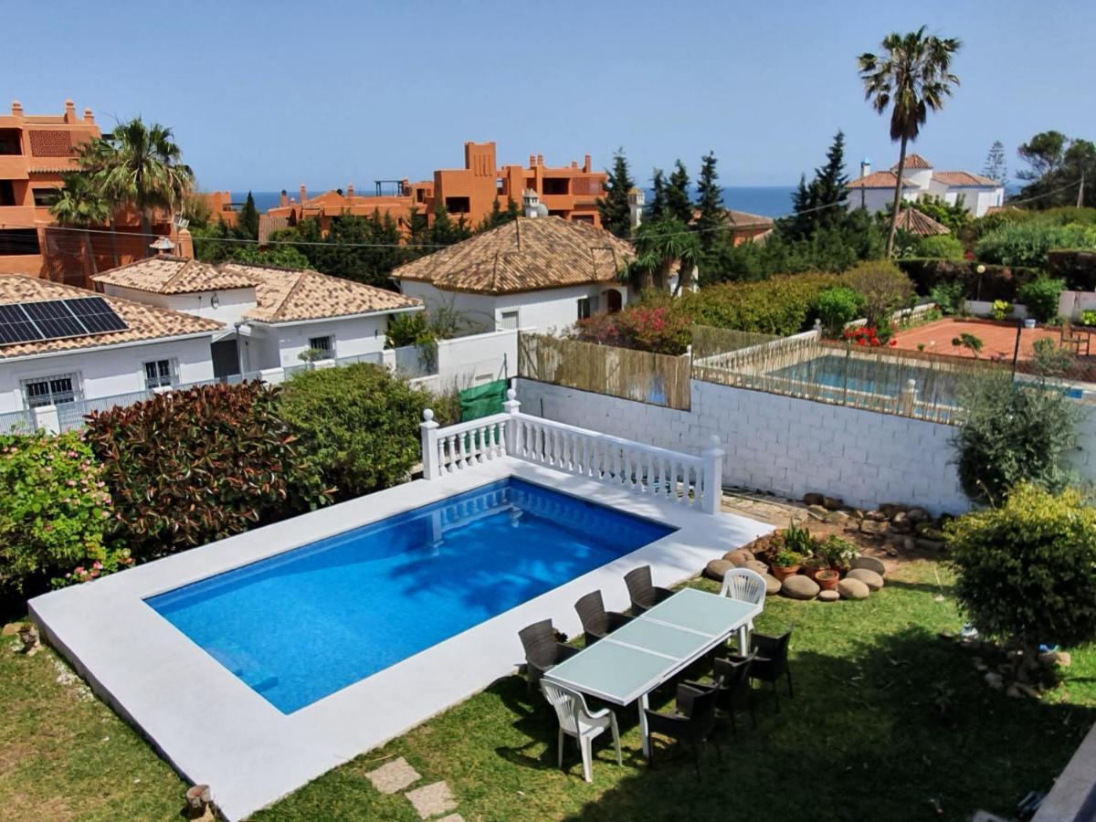 Beautiful 5 Bedroom Villa, Sea Views, Private Pool, Estepona Newly Refurbished Екстер'єр фото