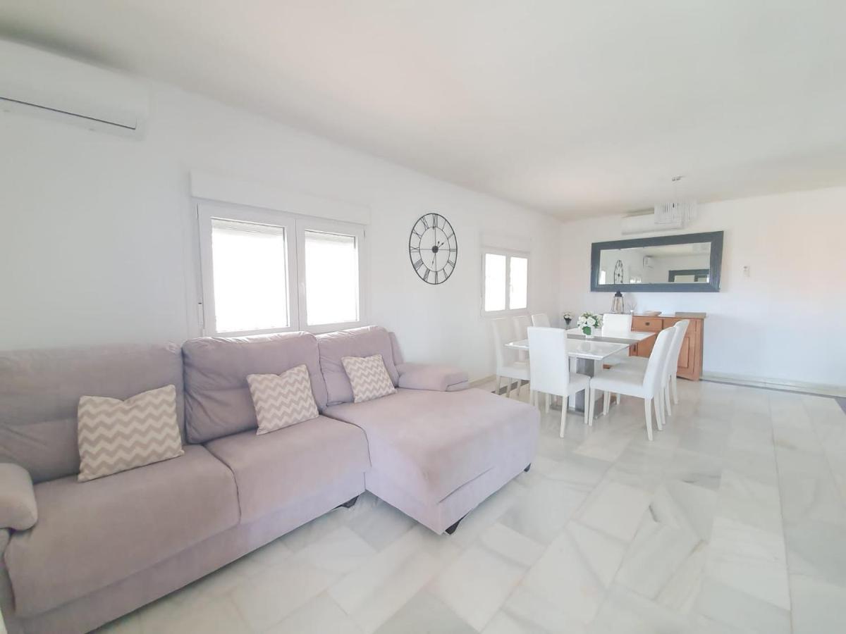 Beautiful 5 Bedroom Villa, Sea Views, Private Pool, Estepona Newly Refurbished Екстер'єр фото
