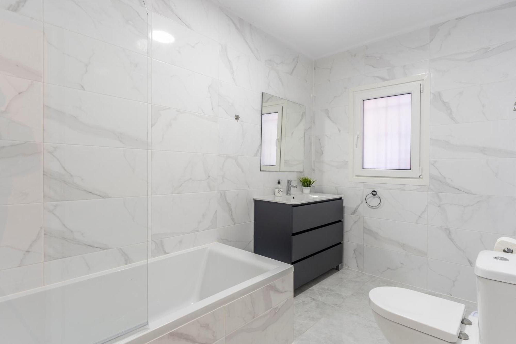 Beautiful 5 Bedroom Villa, Sea Views, Private Pool, Estepona Newly Refurbished Екстер'єр фото