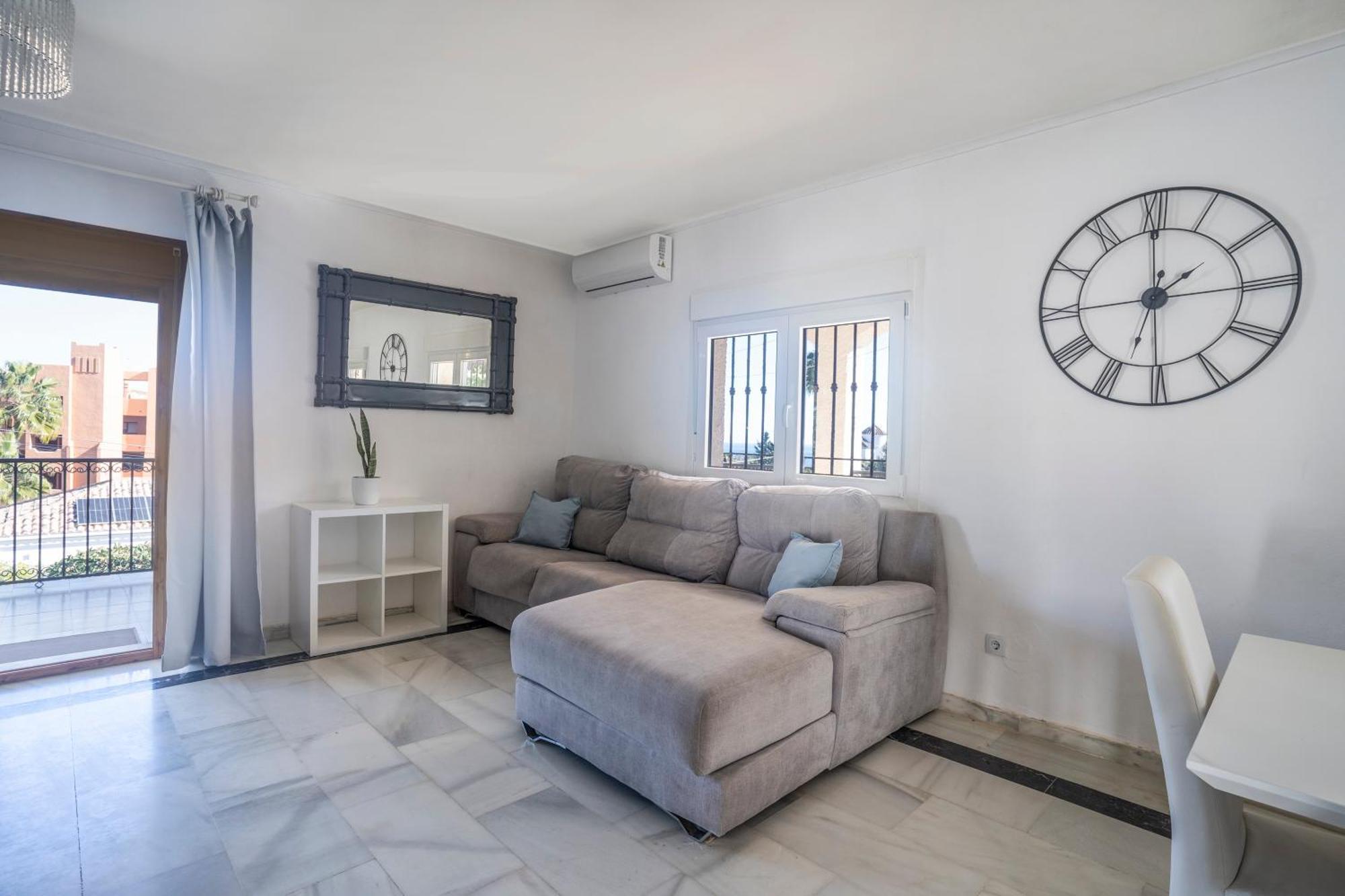 Beautiful 5 Bedroom Villa, Sea Views, Private Pool, Estepona Newly Refurbished Екстер'єр фото